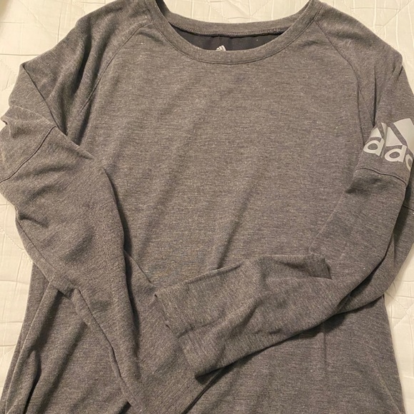 Adidas long sleeve tee - Picture 1 of 3